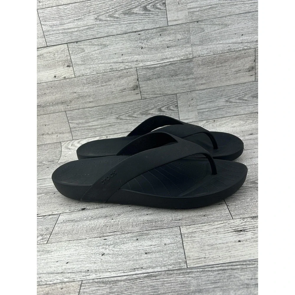 Crocs Flip Flop Sandals Womens Size 8 Black Comfort Casual Slip On Beach‎ Shoes